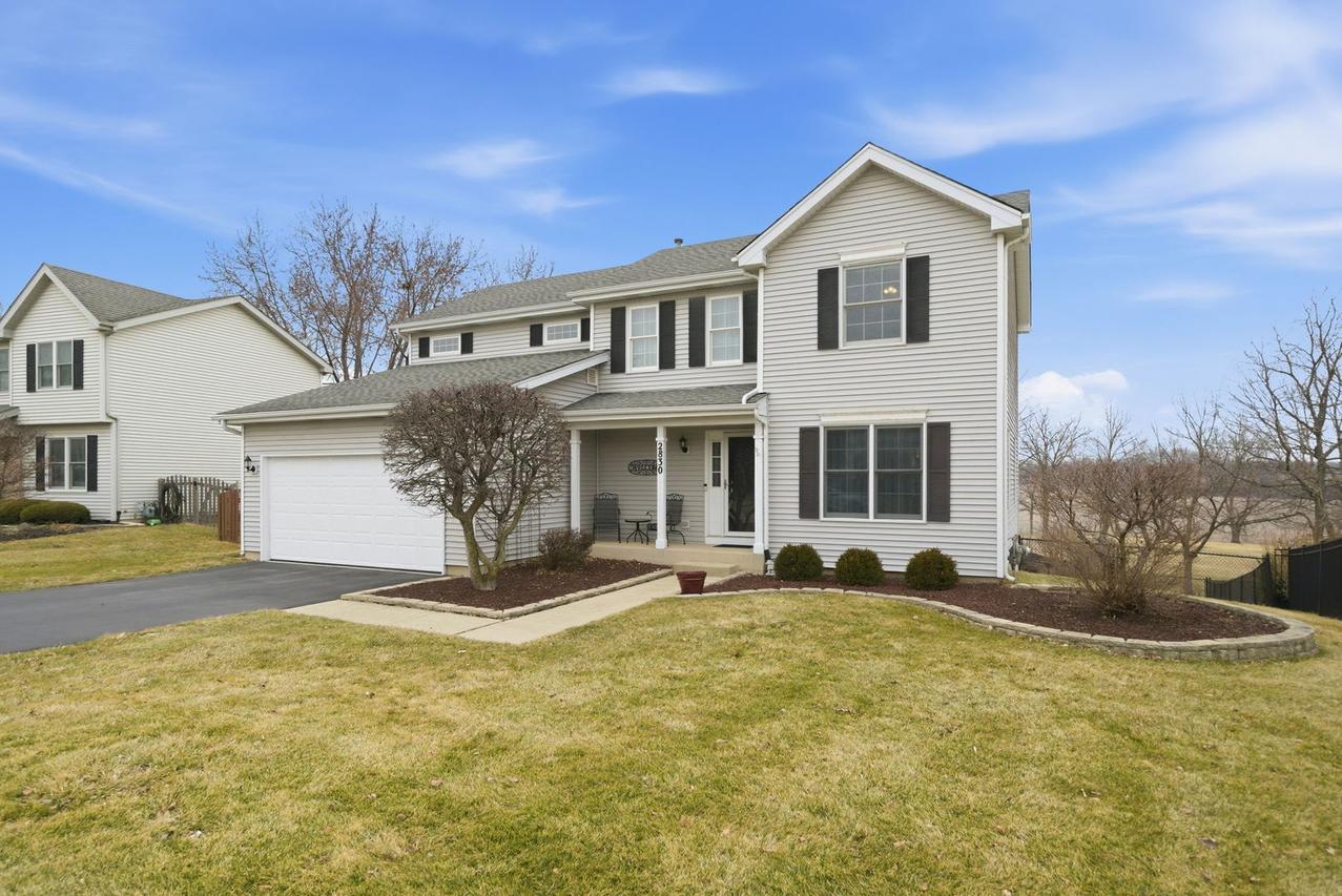 2830 Colonial Dr., Elgin, IL 60124