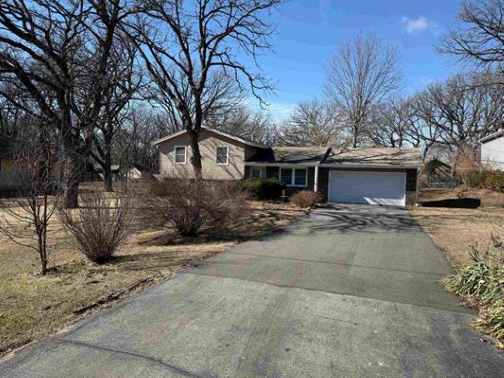 11392 Edgemere Ter., Roscoe, IL 61073