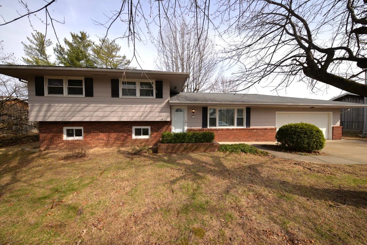 412 N 42nd St., Mt Vernon, IL 62864