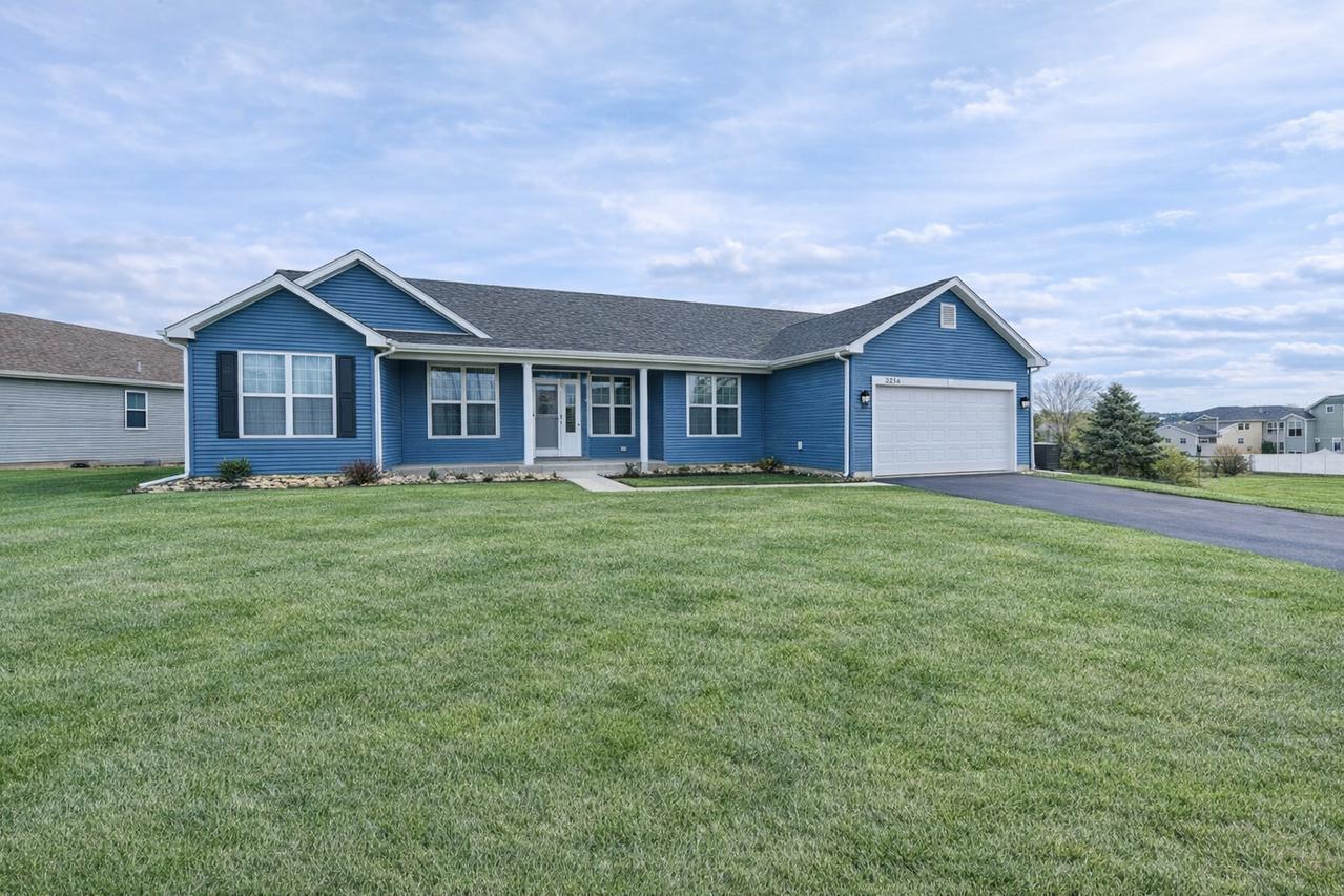 2214 Truman Tr., Mchenry, IL 60051