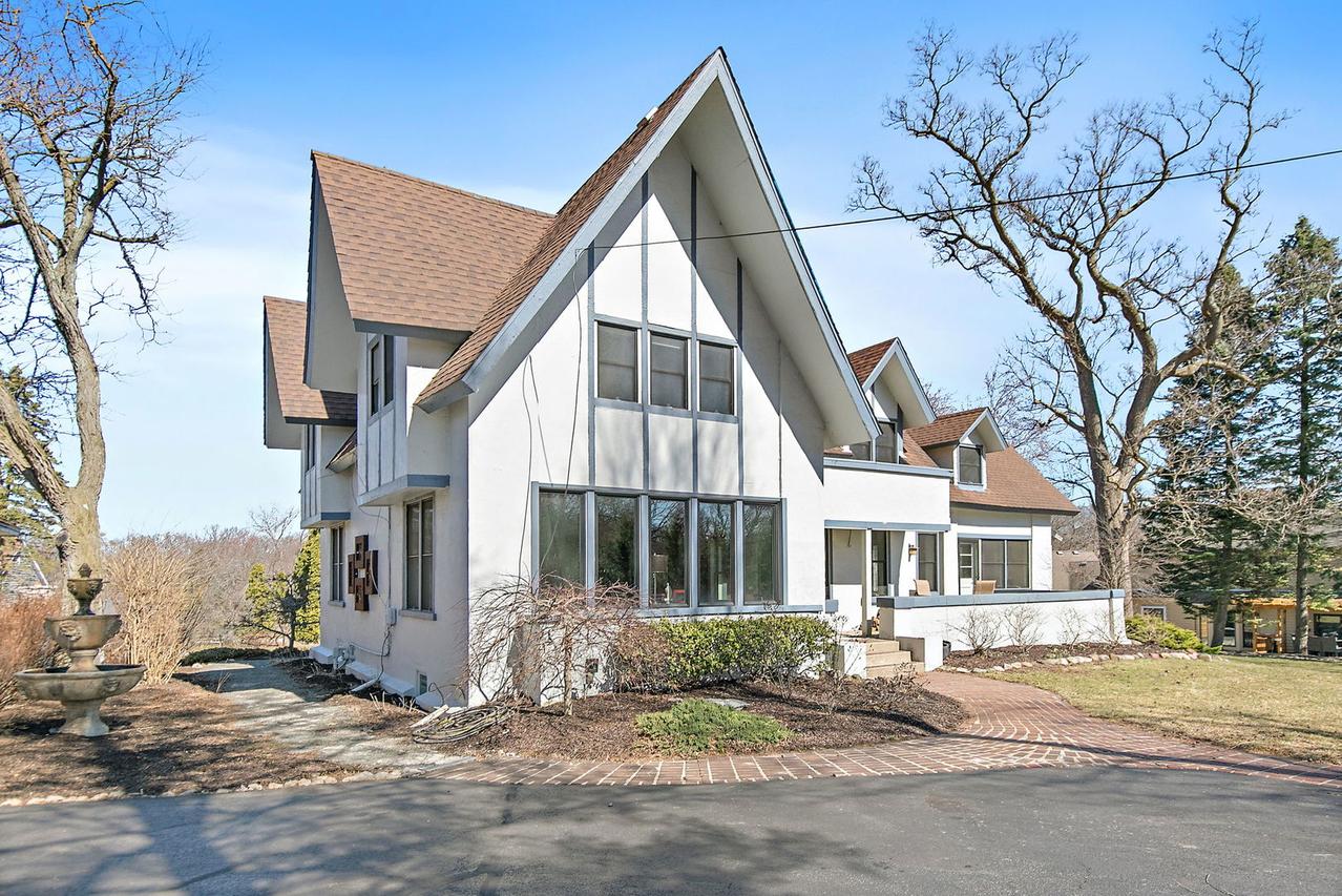 6610 W Hillside Rd., Crystal Lake, IL 60012