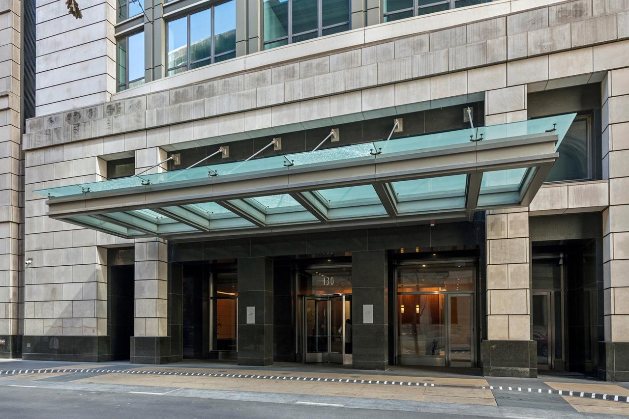 130 N Garland Ct. #2409, Chicago, IL 60602