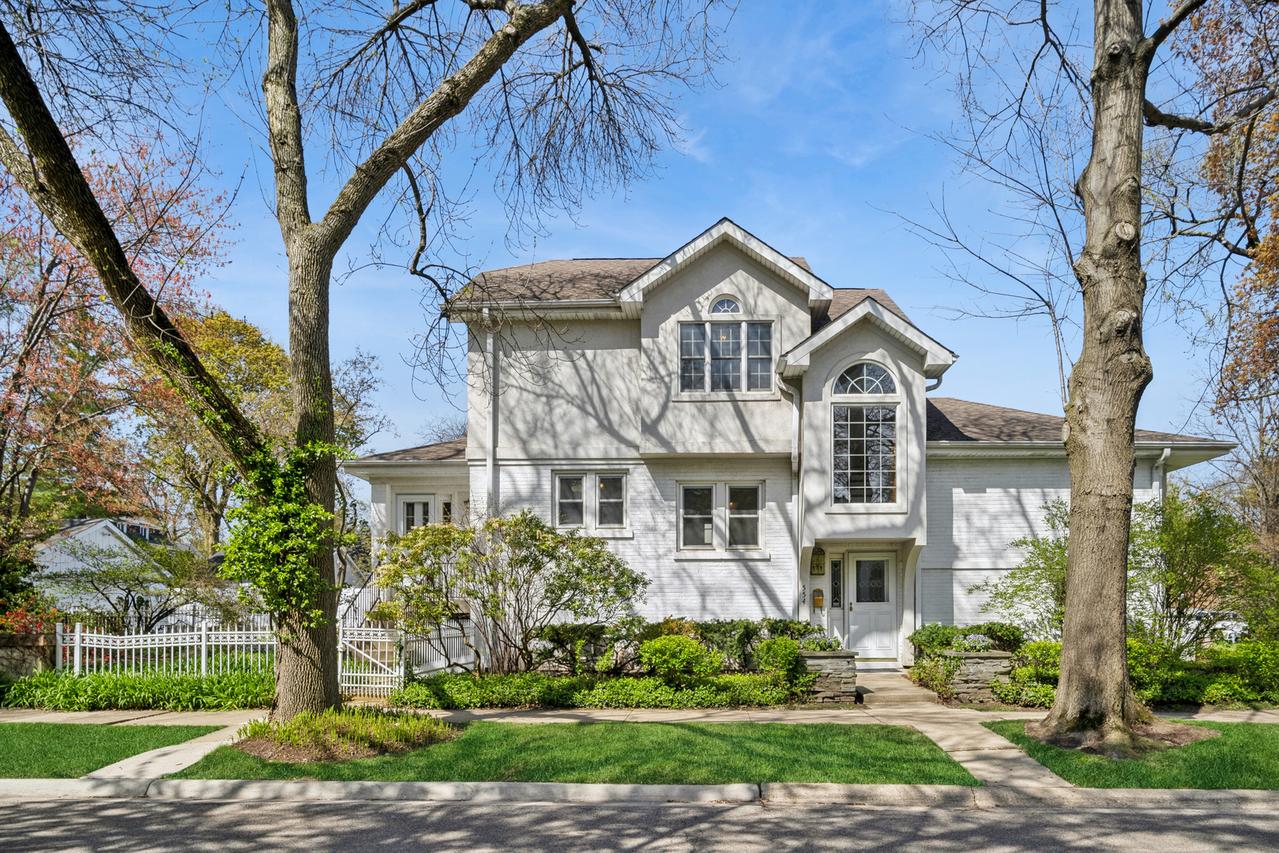 554 Brier St., Kenilworth, IL 60043