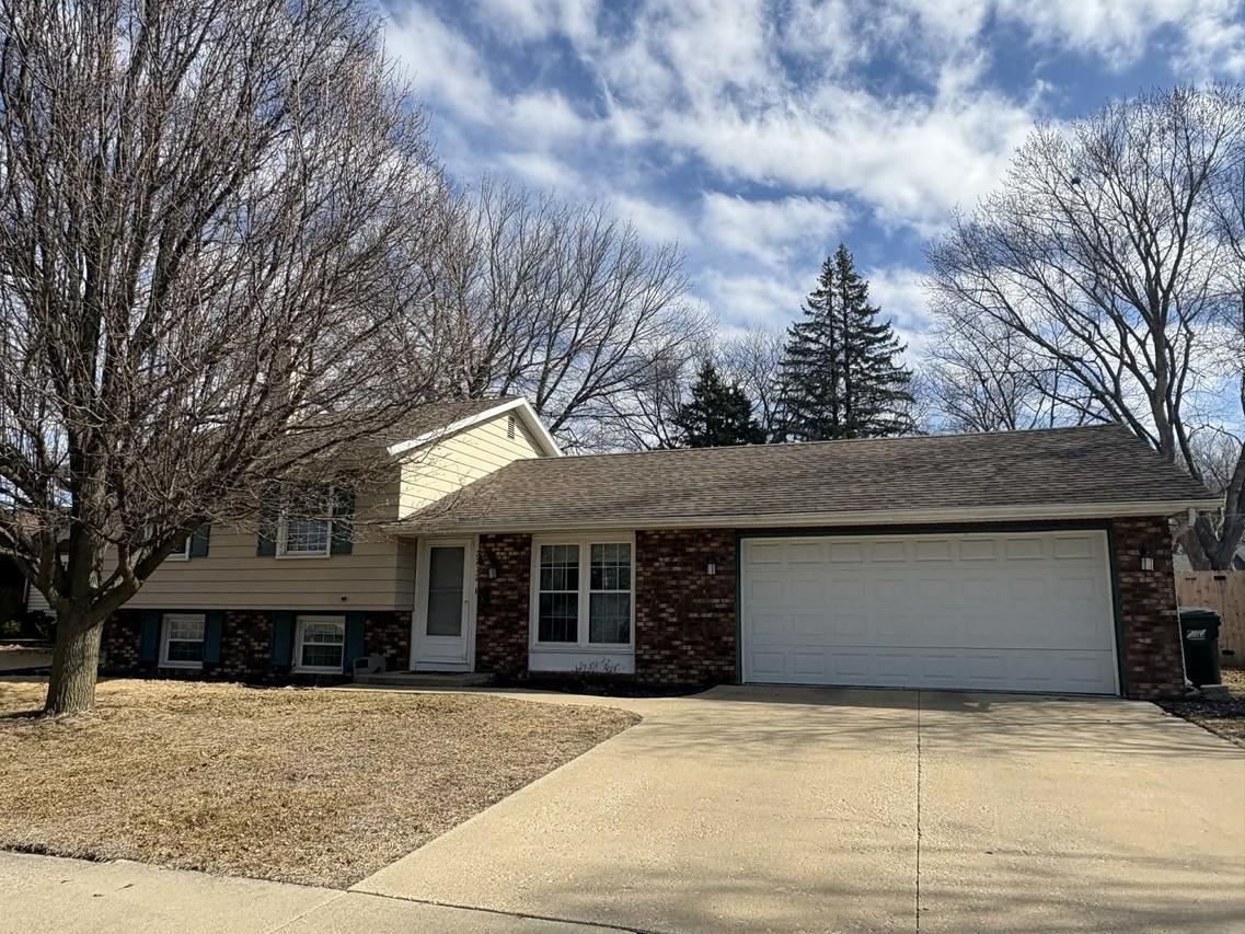 2212 12th Ave., Sterling, IL 61081