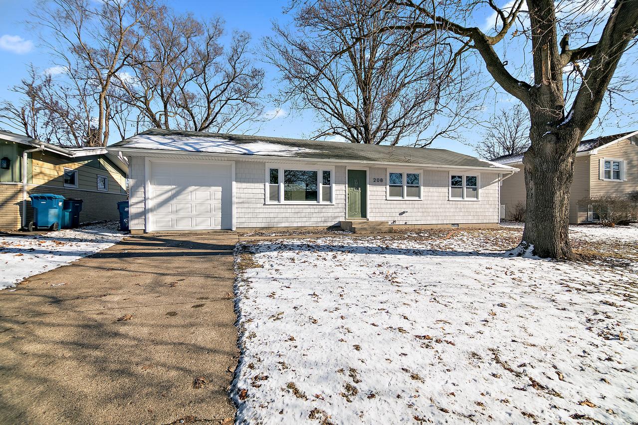 208 Sycamore Ln., Momence, IL 60954
