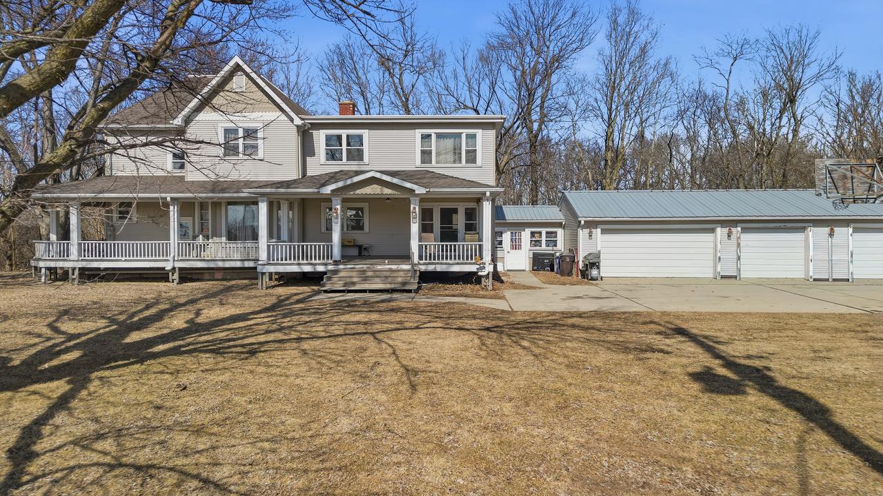 1502 S Galena Ave., Dixon, IL 61021