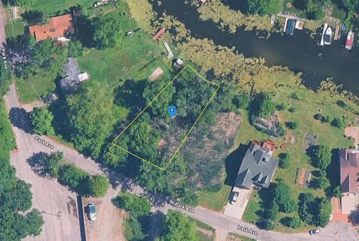 515 Park Ave., Fox Lake, IL 60020