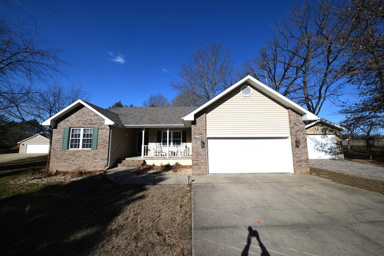 14687 N Lost Lake Ln., Mt Vernon, IL 62864