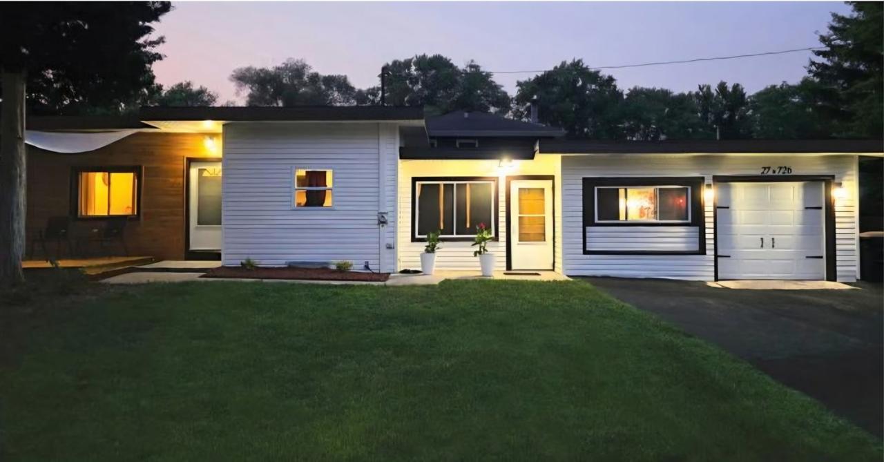 27W726 Central Ave., Warrenville, IL 60555