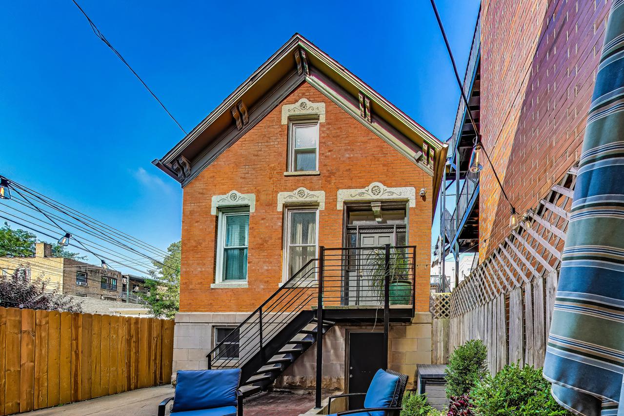 918 N Winchester Ave. #4, Chicago, IL 60622