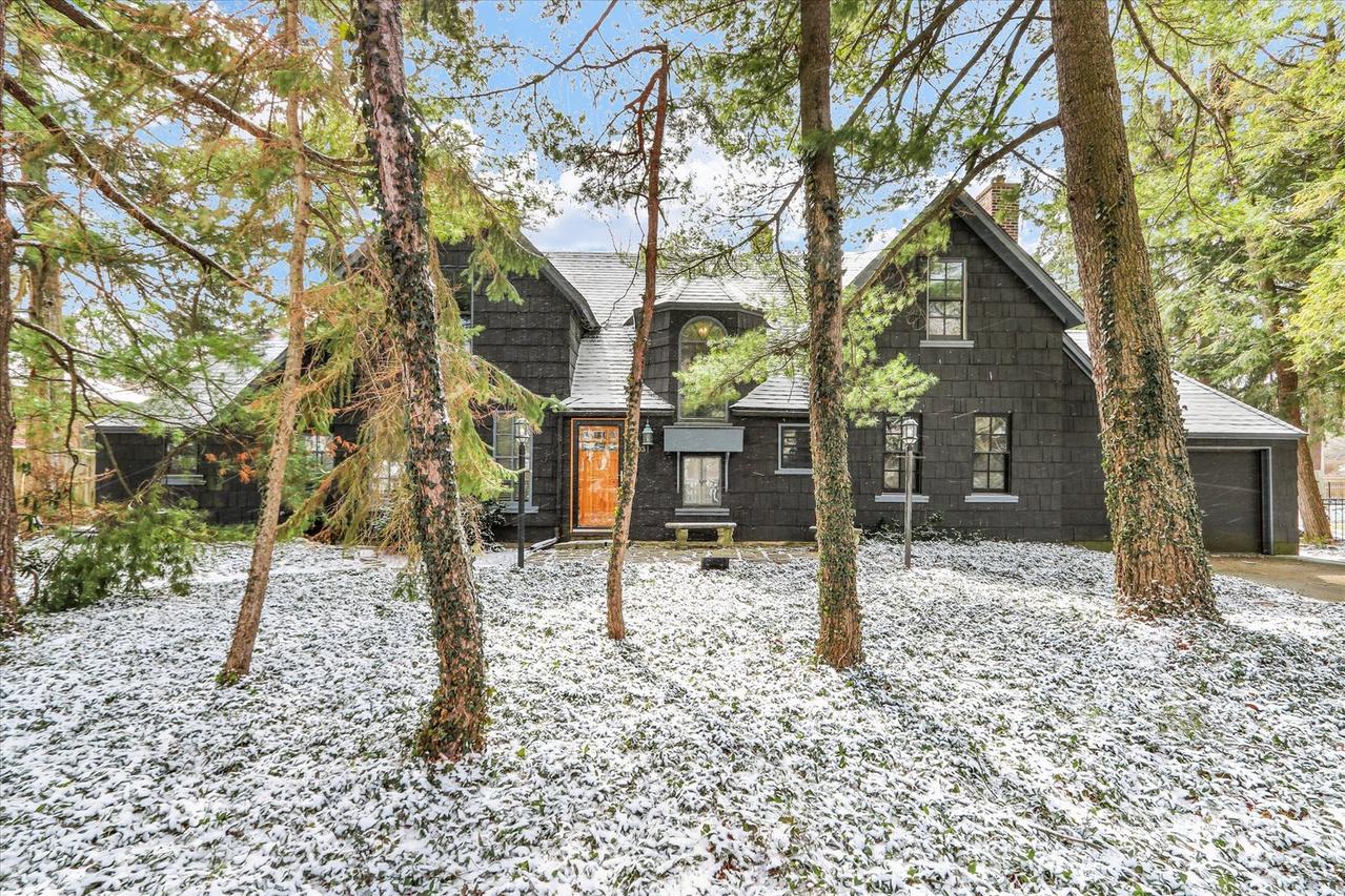 1003 W Church St., Champaign, IL 61821