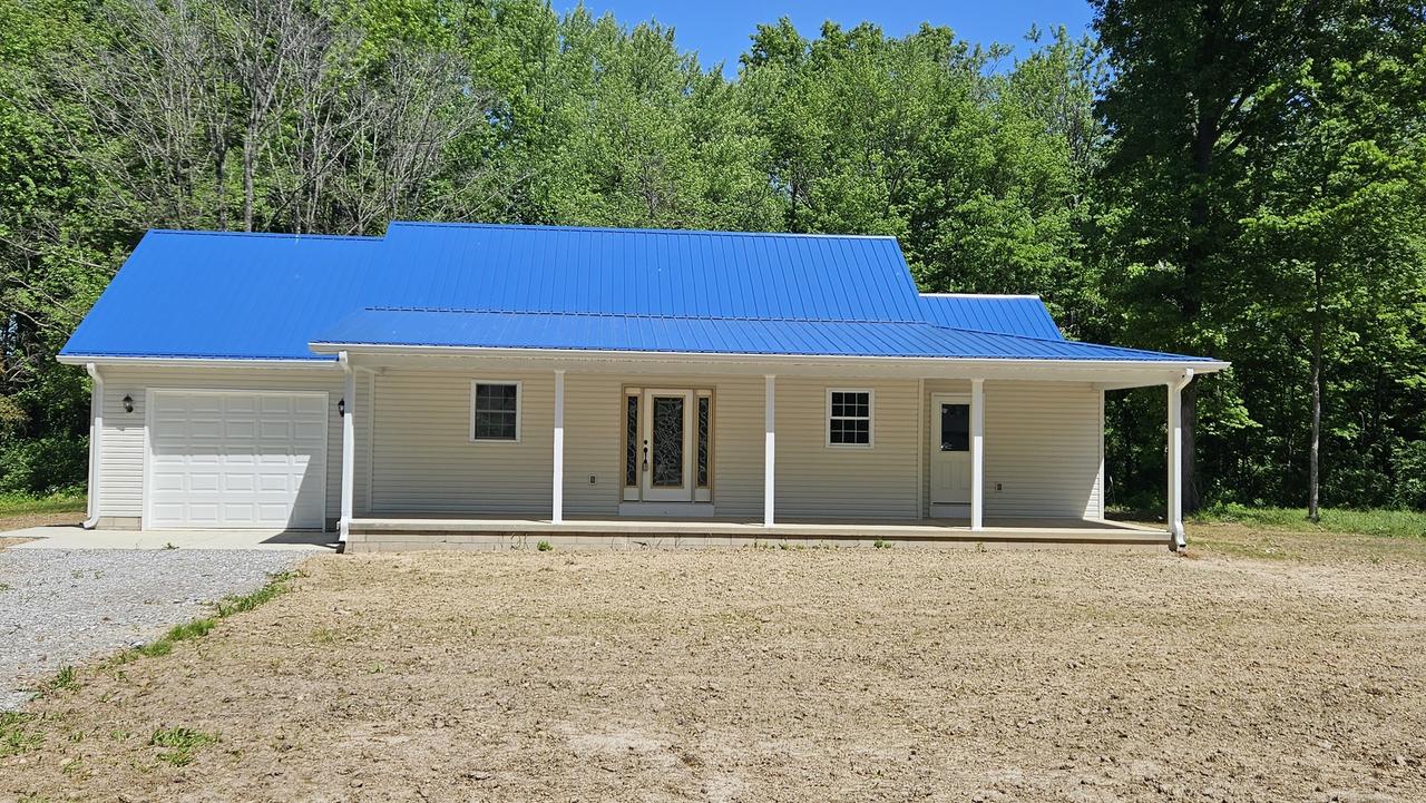 114 Evergreen Dr., Ina, IL 62846