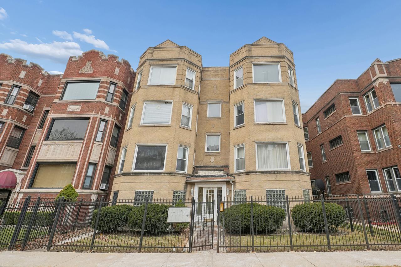 6926 S Paxton Ave. #1N, Chicago, IL 60649