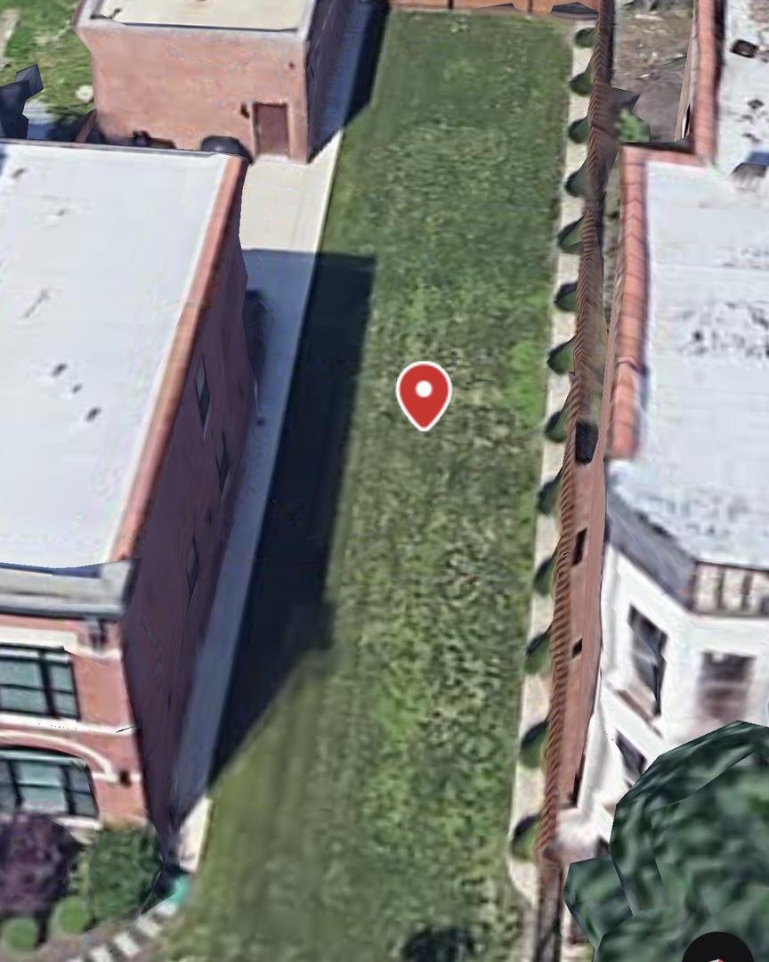 3364 S Giles Ave., Chicago, IL 60616