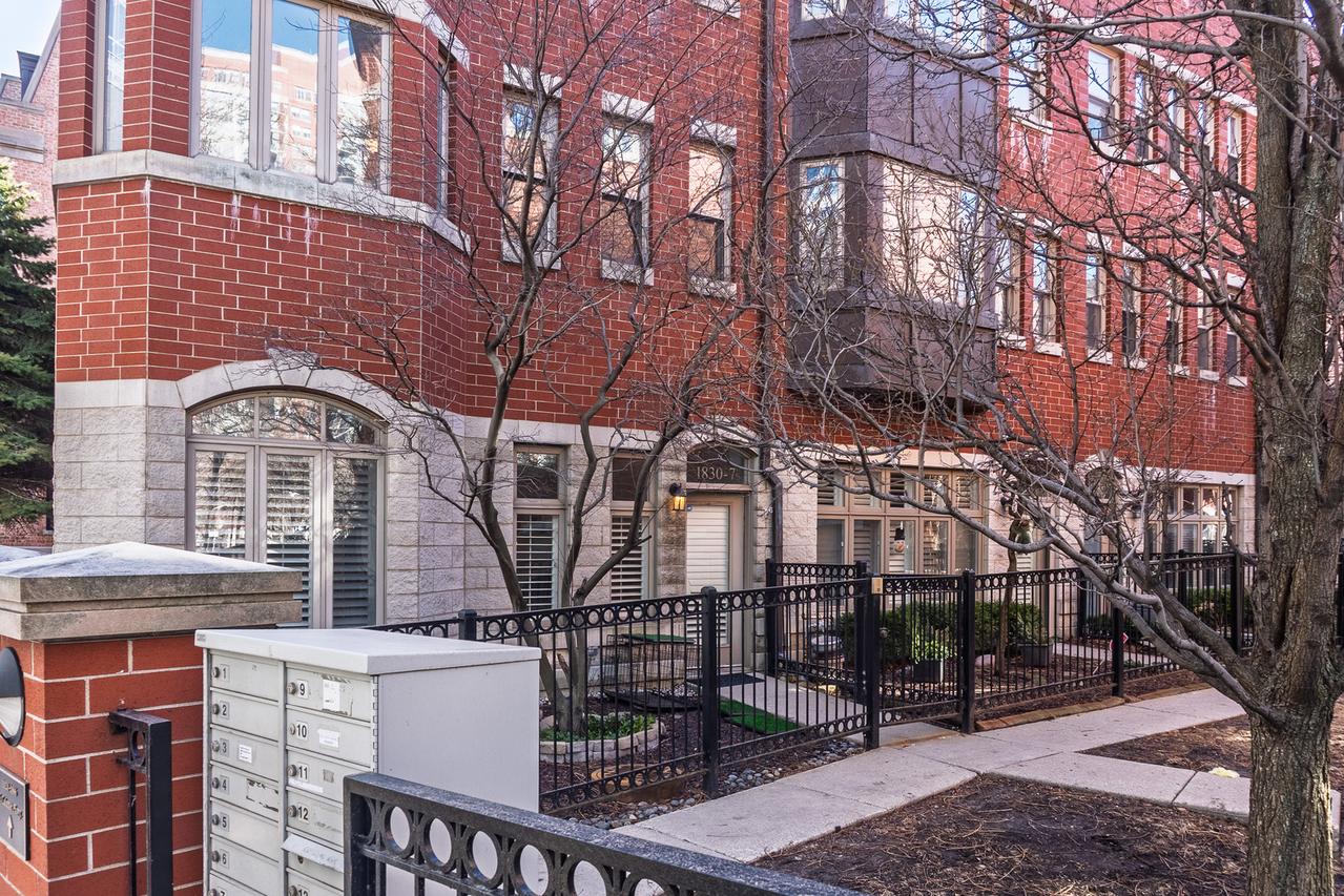 1830 S Calumet Ave. #7G, Chicago, IL 60616