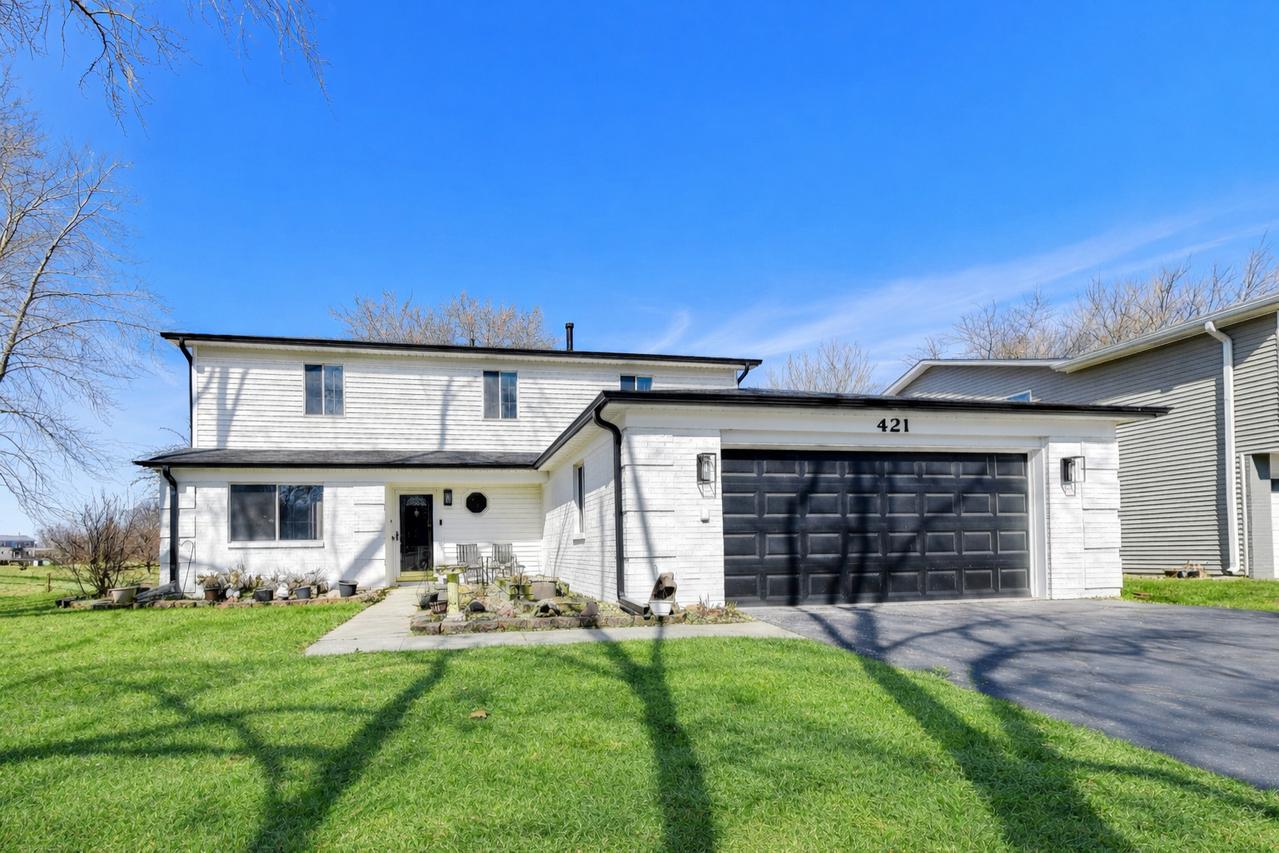 421 N Ashbury Ave., Bolingbrook, IL 60440