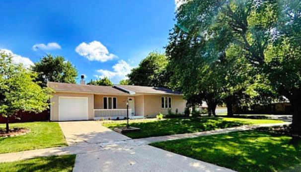 2707 Worcester Dr., Champaign, IL 61821