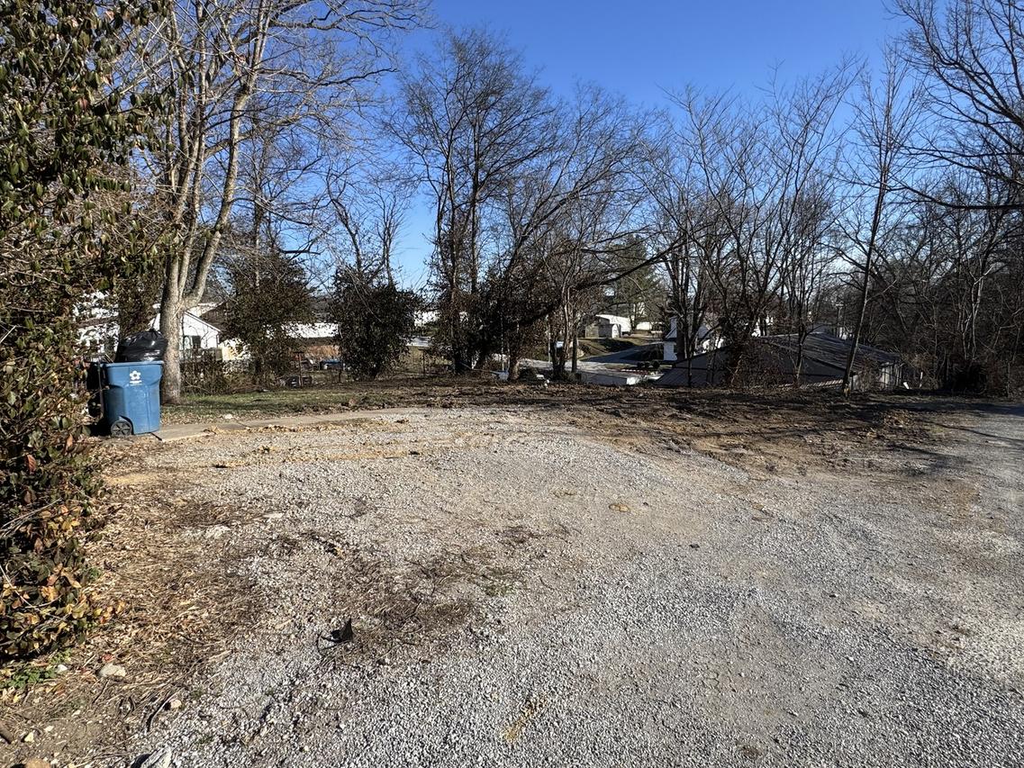 300 1/2 Broad St., Jonesboro, IL 62952