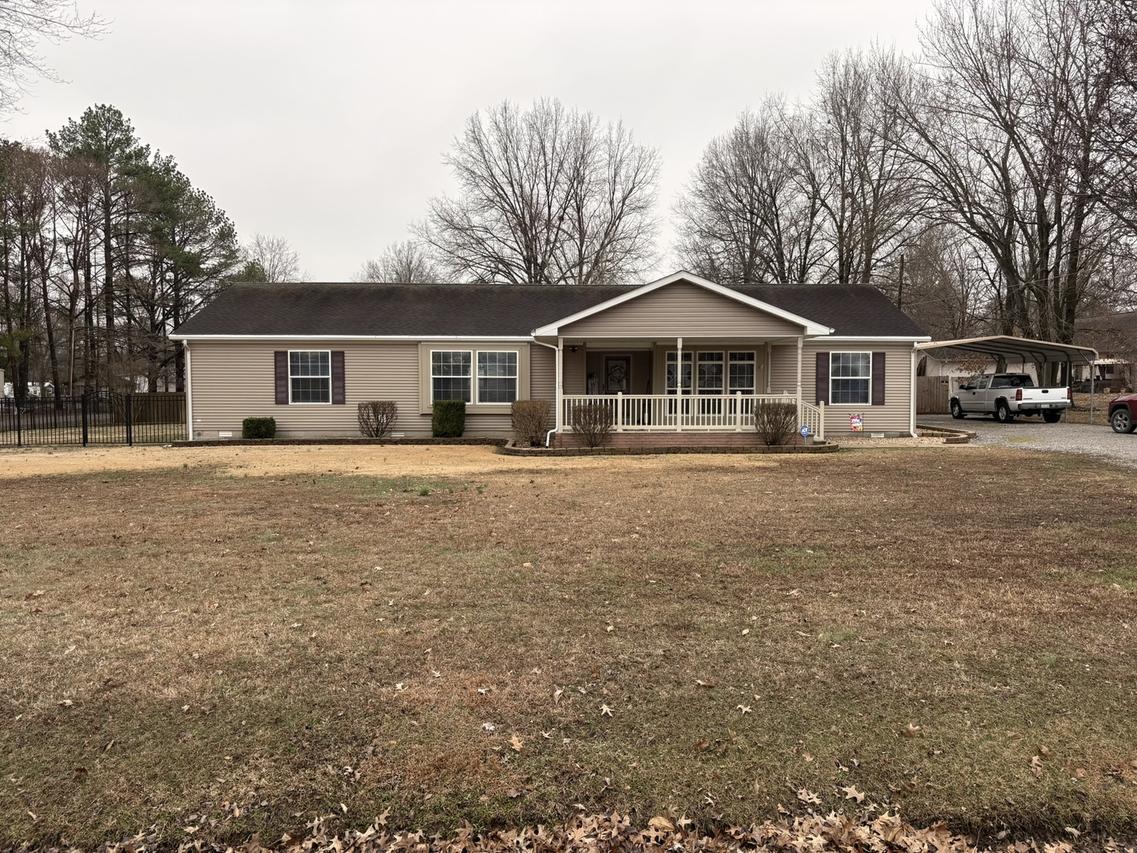 13822 Cutler St., Benton, IL 62812