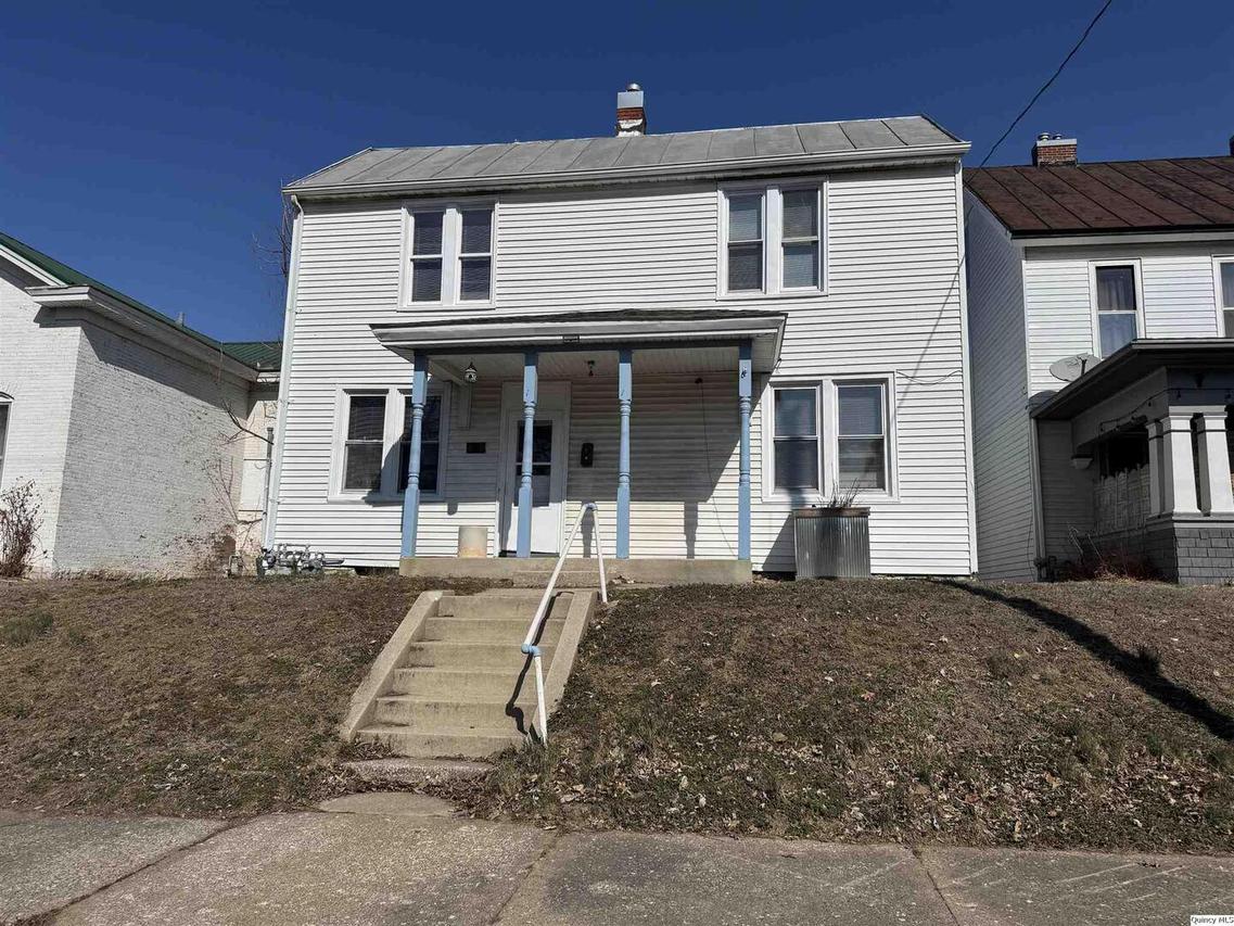 605 Adams, Quincy, IL 62301