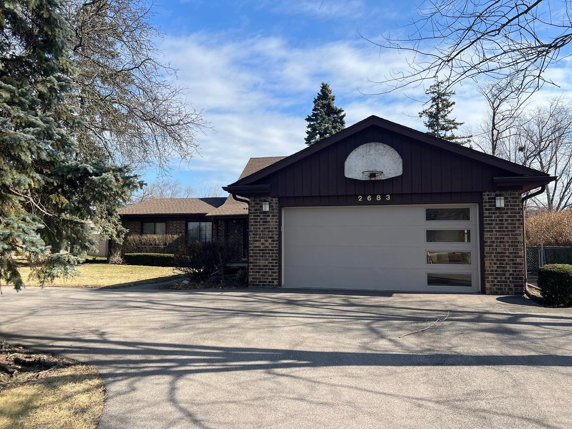 2683 Lisa Ct., Northbrook, IL 60062