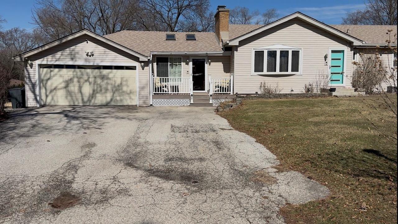 21W506 Terrace Dr., Medinah, IL 60157