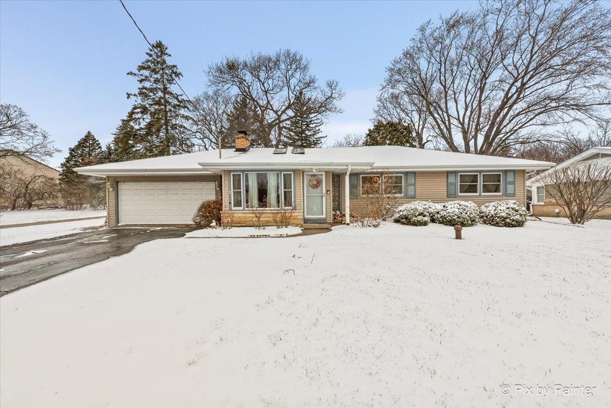 1N536 Highland Ave., Glen Ellyn, IL 60137