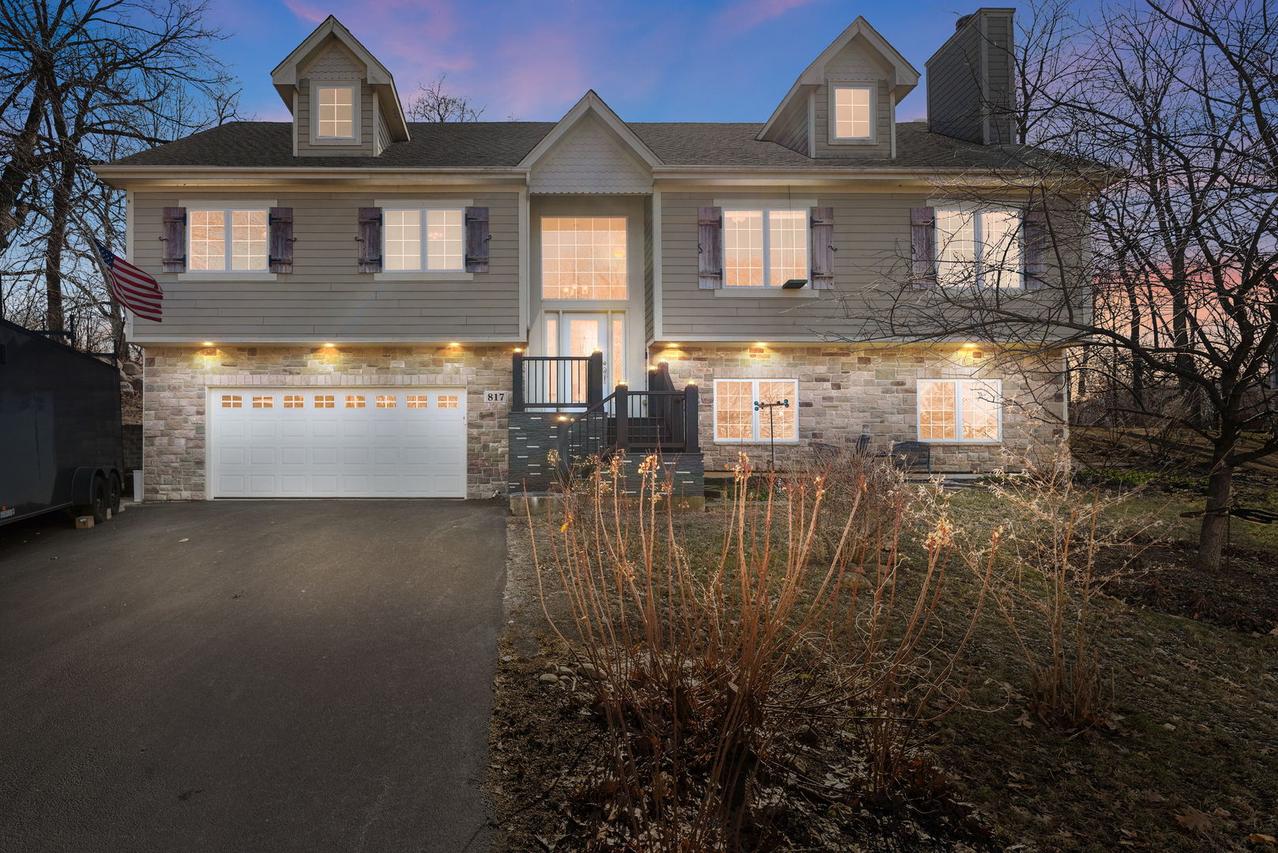 817 Regner Rd., Mchenry, IL 60051