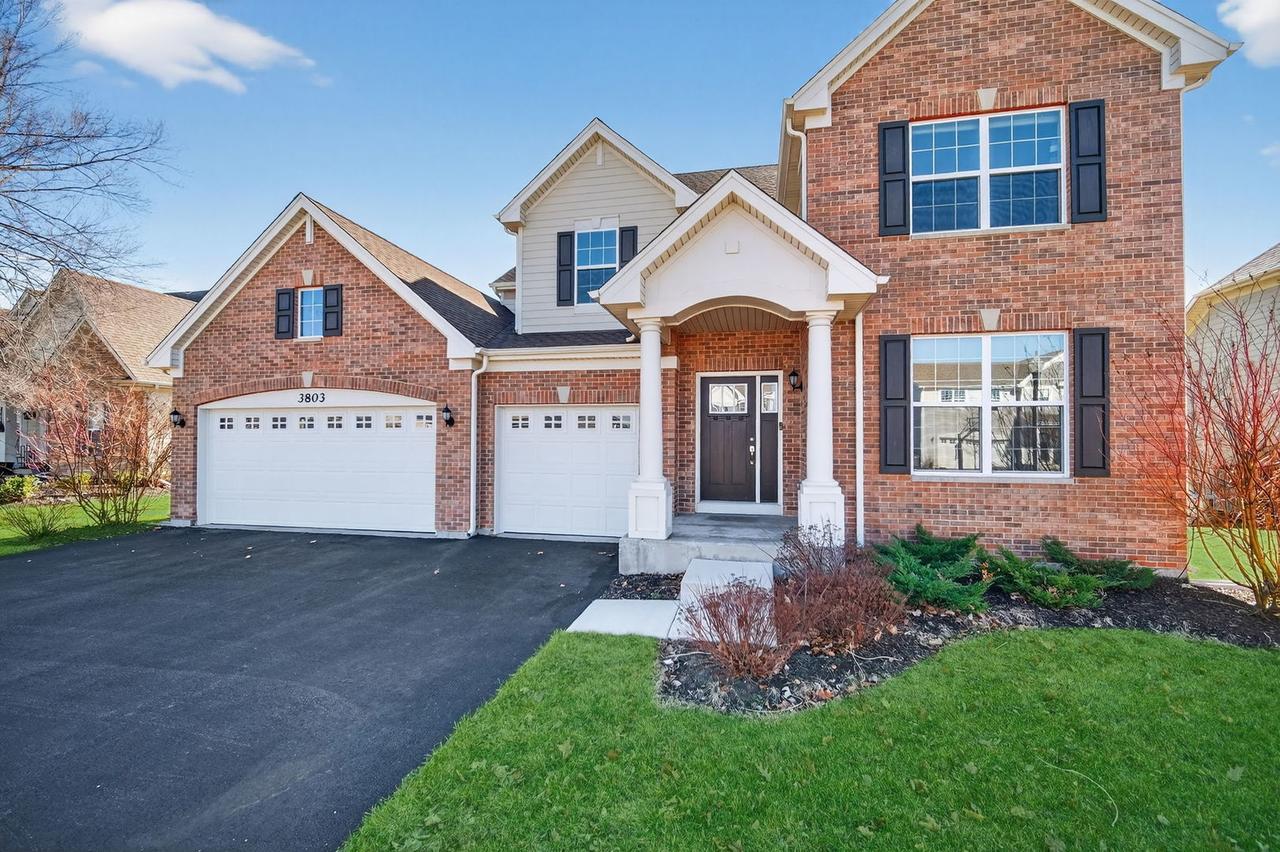 3803 Ivy Ln., Elgin, IL 60124