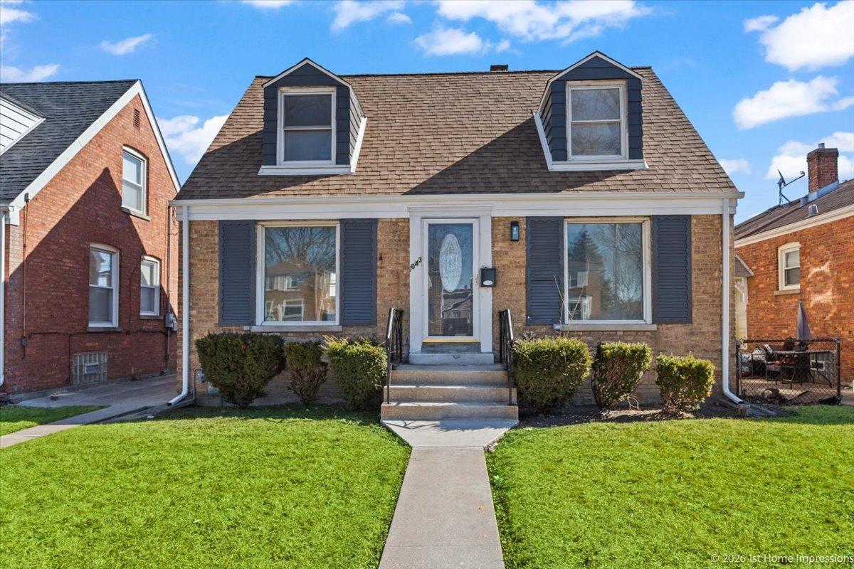 1043 Marshall Ave., Bellwood, IL 60104