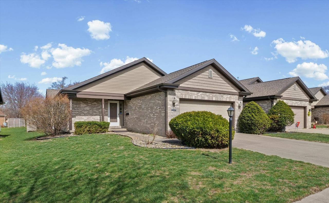 1502 Theodore Dr. #B, Champaign, IL 61821