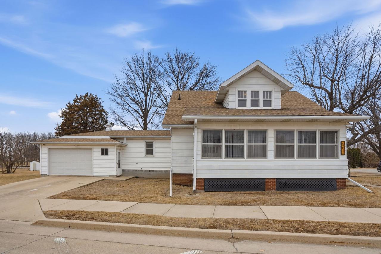502 W Front St., Annawan, IL 61234