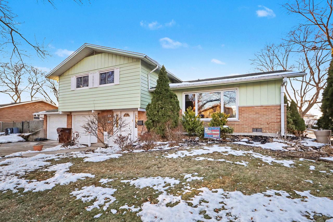 [Address Hidden by Seller], Oak Forest, IL 60452