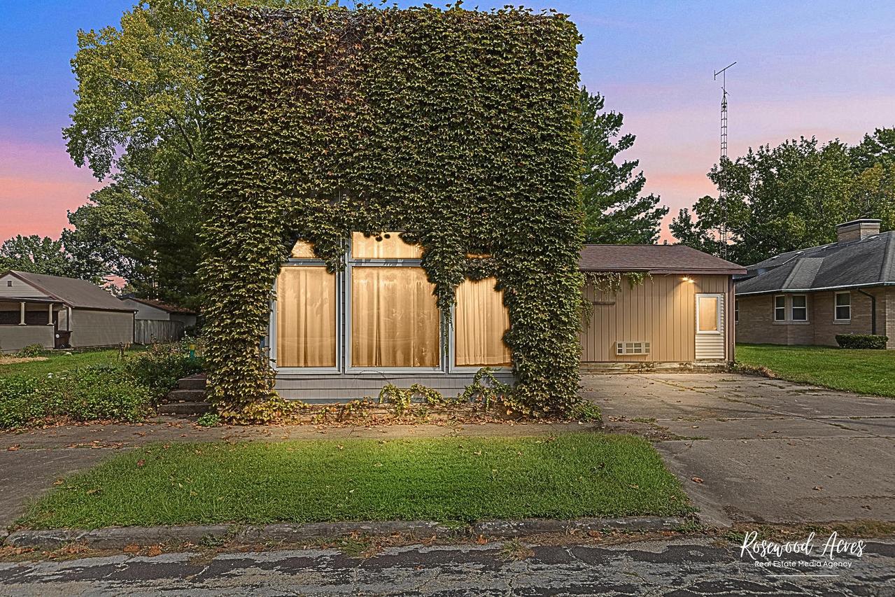 620 Tremont St., Lincoln, IL 62656