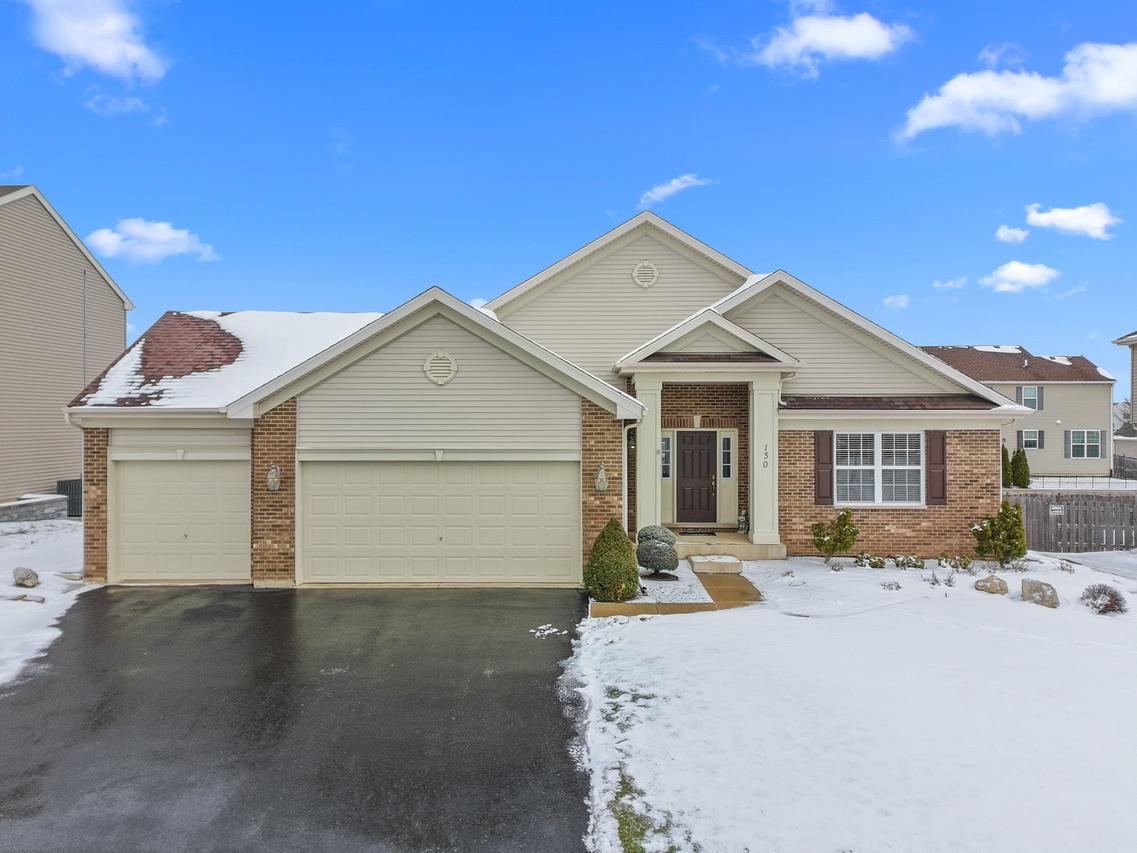 130 Annelise Ln., Volo, IL 60020