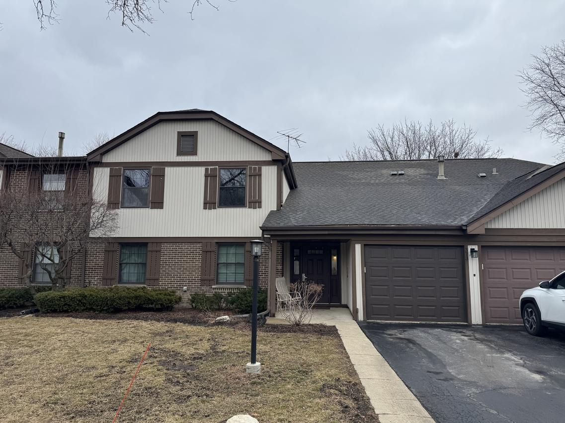 373 Ferndale Ct. #C2, Schaumburg, IL 60193
