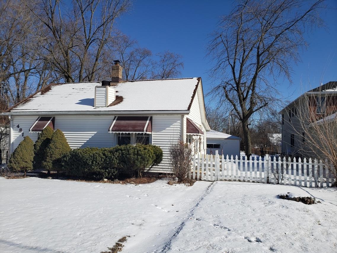 4817 Belmont Rd., Downers Grove, IL 60515