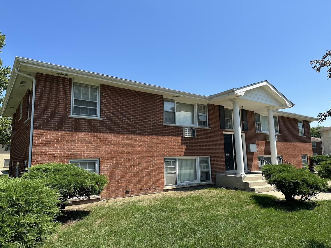 1585 W Station St., Kankakee, IL 60901