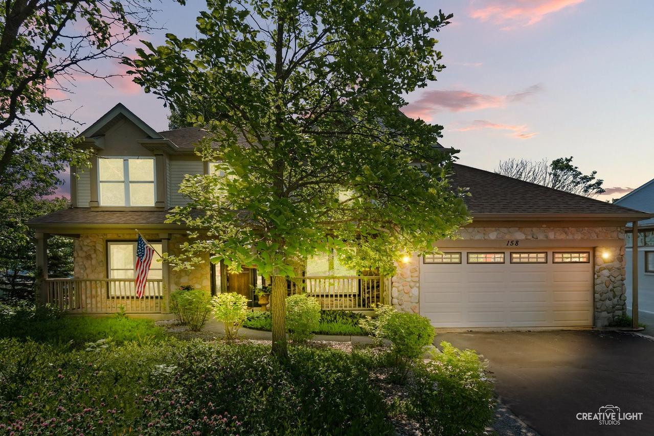 158 Edgewater Ln., Sugar Grove, IL 60554