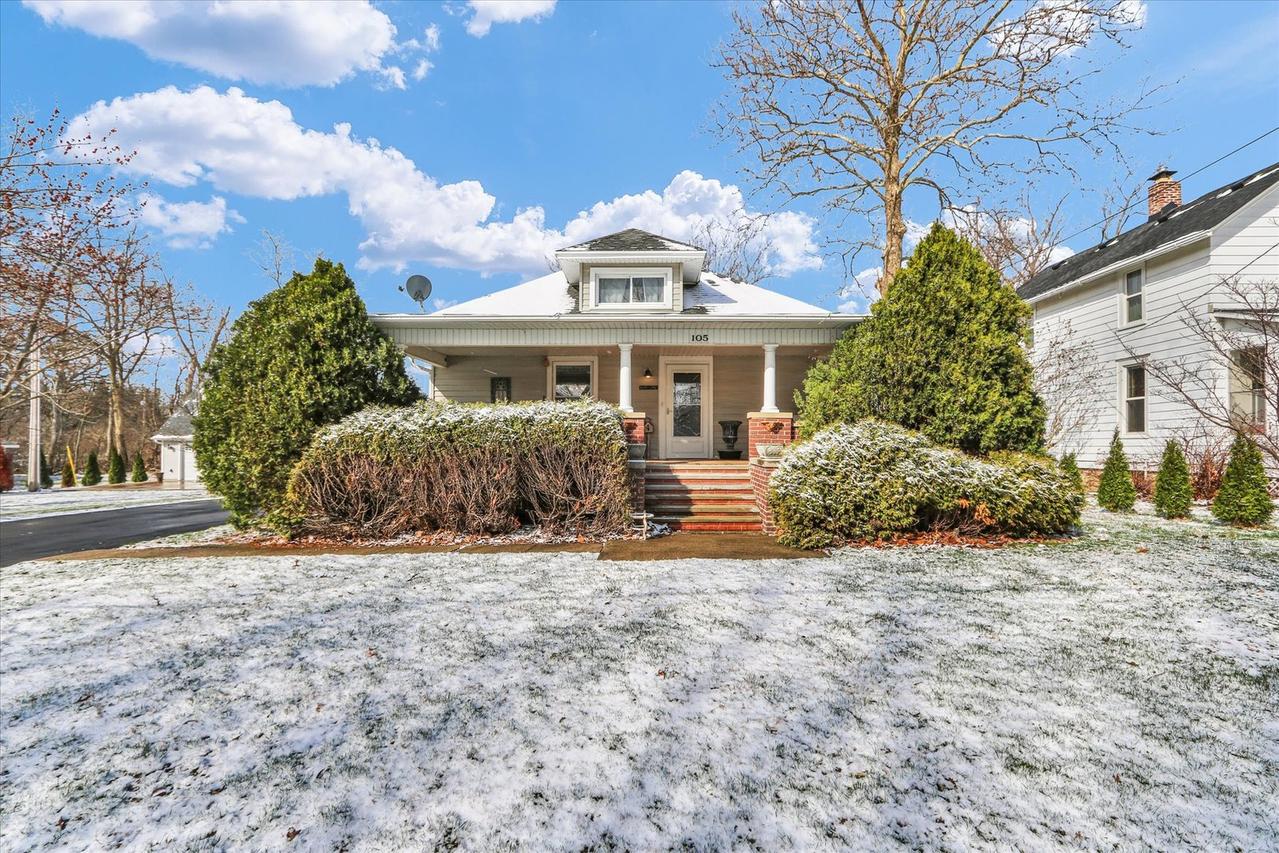 105 S Division St., Mahomet, IL 61853