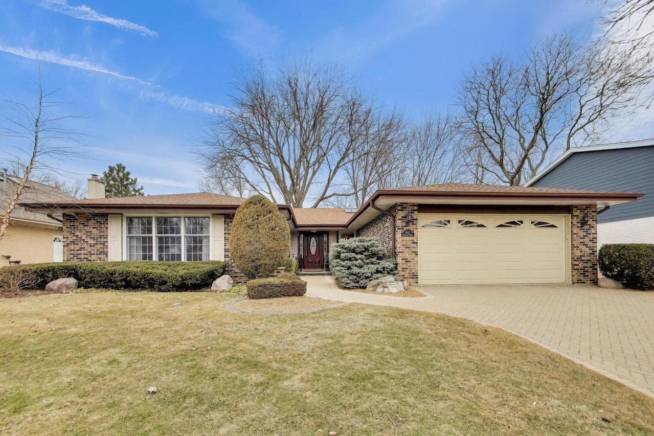 [Address Hidden by Seller], Arlington Heights, IL 60005