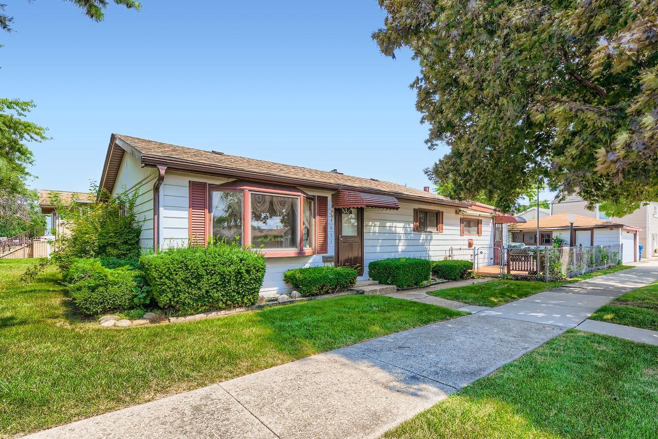 4857 S Lorel Ave., Chicago, IL 60638