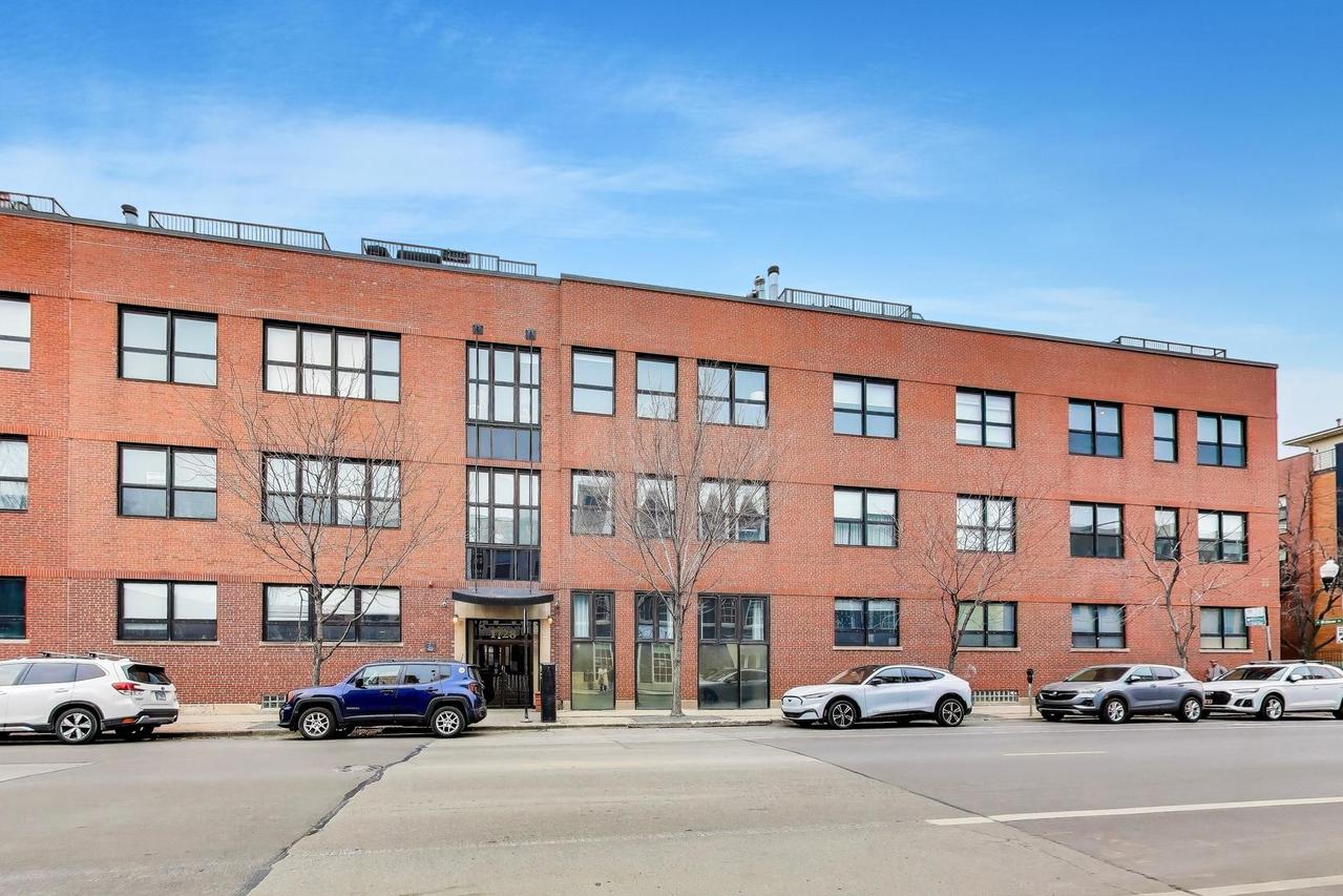 1728 N Damen Ave. #310, Chicago, IL 60647
