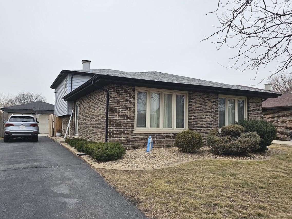 [Address Hidden by Seller], Alsip, IL 60803