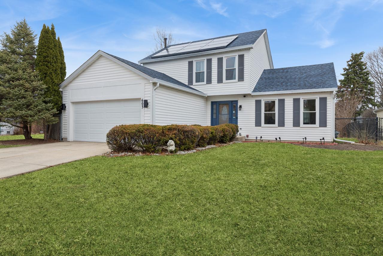 603 Harris Dr., Buffalo Grove, IL 60089