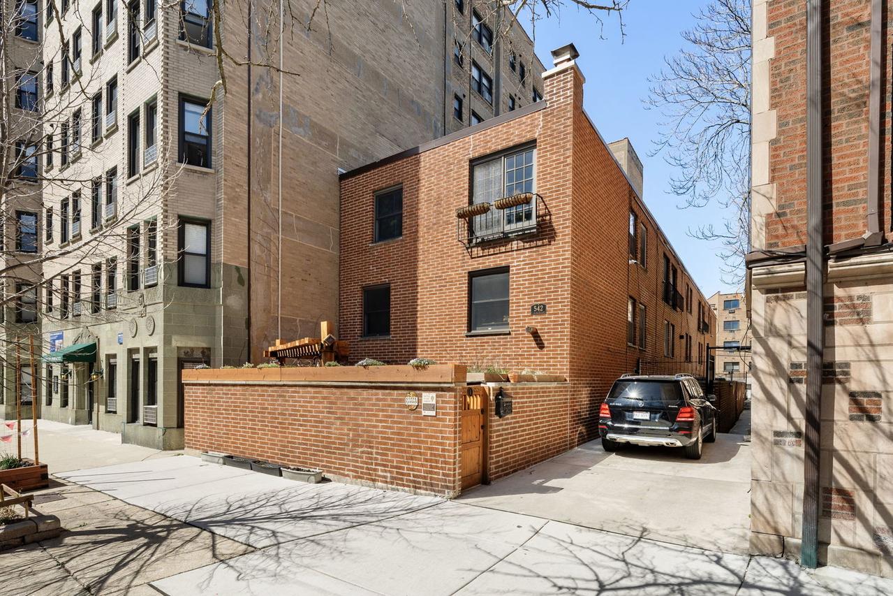 542 W Arlington Pl. #D, Chicago, IL 60614