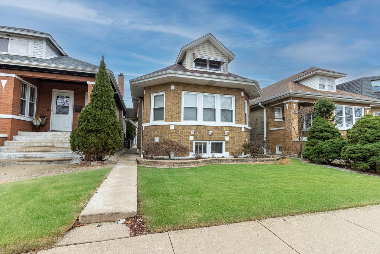 2821 N Menard Ave., Chicago, IL 60634