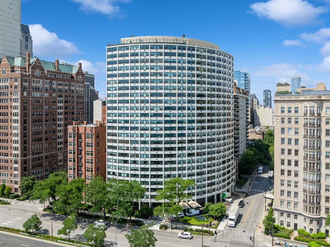 1150 N Lake Shore Dr. #19A, Chicago, IL 60611