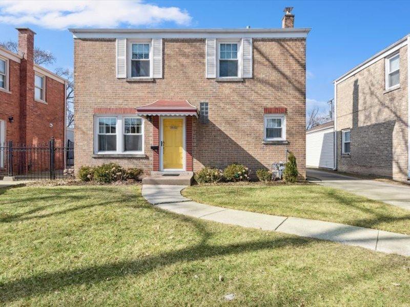 2034 N 75th Ave., Elmwood Park, IL 60707