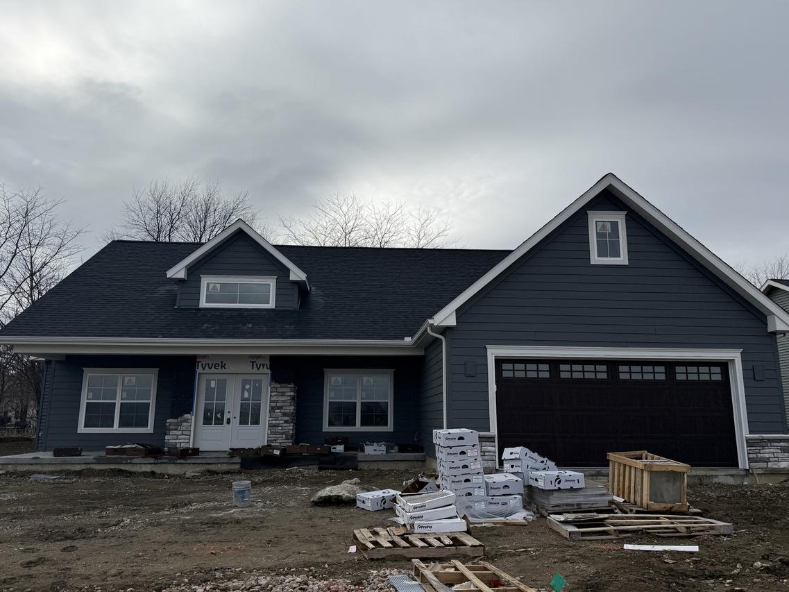 1913 S Stone Creek Blvd., Urbana, IL 61802